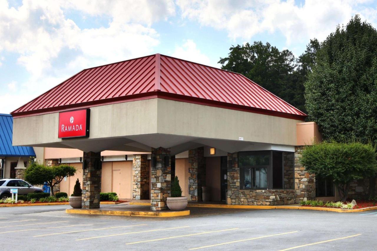 Ramada By Wyndham Asheville / Biltmore West Экстерьер фото